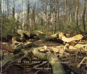 デイビッド・ナッシュ　David Nash: At The Edge of The Forest/のサムネール
