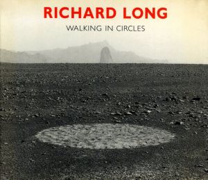リチャード・ロング　Richard Long Walking in Circles/のサムネール