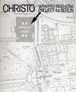 クリスト展　Wrapped Reichstag Project for Berlin　旧ドイツ帝国国会議事堂の梱包/のサムネール